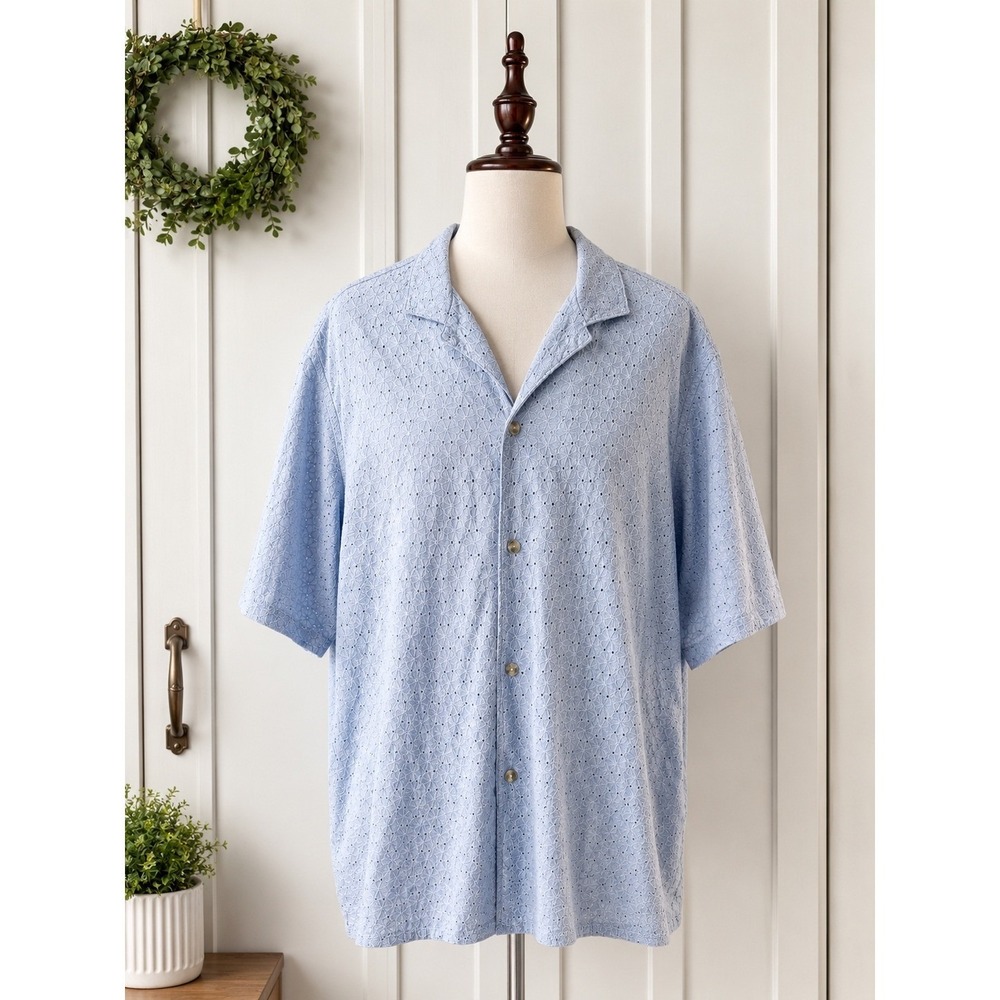 Old Navy Button Down‎ Shirt Womens XXL Tall Blue Eyelet Cotton Short Sleeves